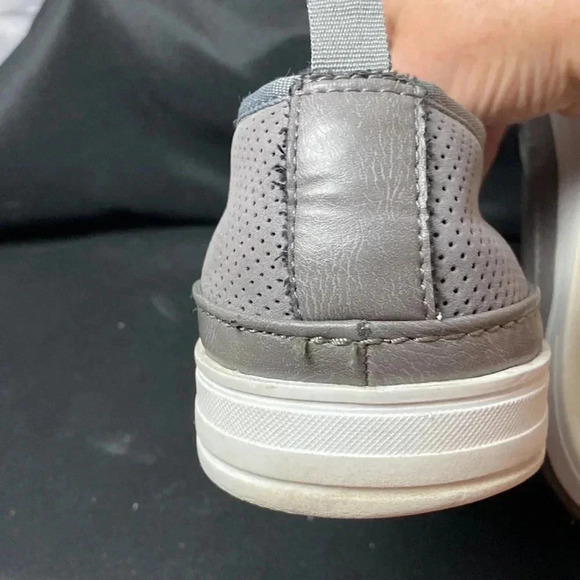REACTION KENNETH COLE MENS SIZE 10.5 GRAY MAN MADE LEATHER DLIP ON LOAFERS - Picture 14 of 15